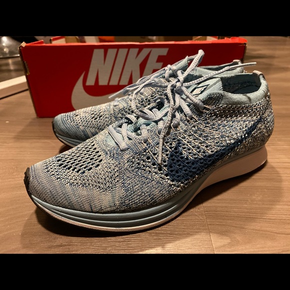 Brand New Nike Flyknit Racer Men Size 6.5 main image 6